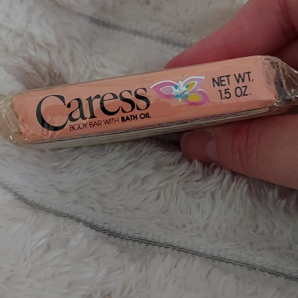 Vintage Caress Body Bar With Bath Oil